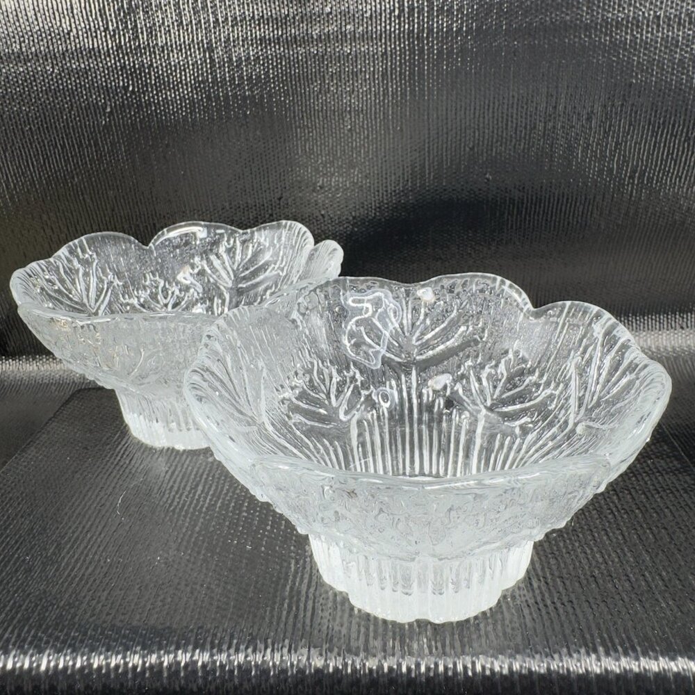 1970s Pertti Kallioinen Cow Parsley Pattern Clear Glass Bowls Votive Holder Set